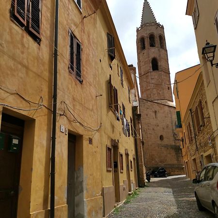 אלגהרו Casa Vacanza Il Campanile מראה חיצוני תמונה